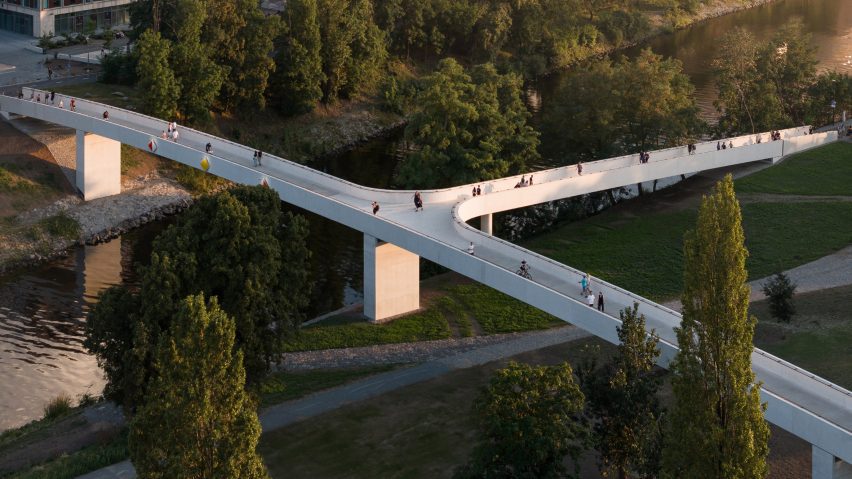 Štvanice Footbridge in Prague by Petre Tej, Marek Blank and Jan Mourek