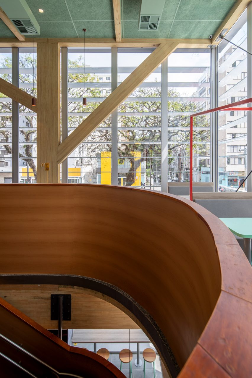 Interior of the Sao Paulo McDonald's by Superlimao