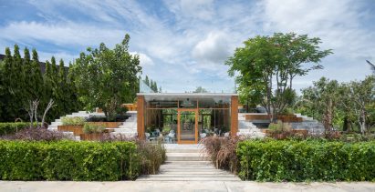 Looklen Architects-designed eatery in Thailand