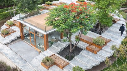 The Pomelo Amphawa Cafe by Looklen Architects