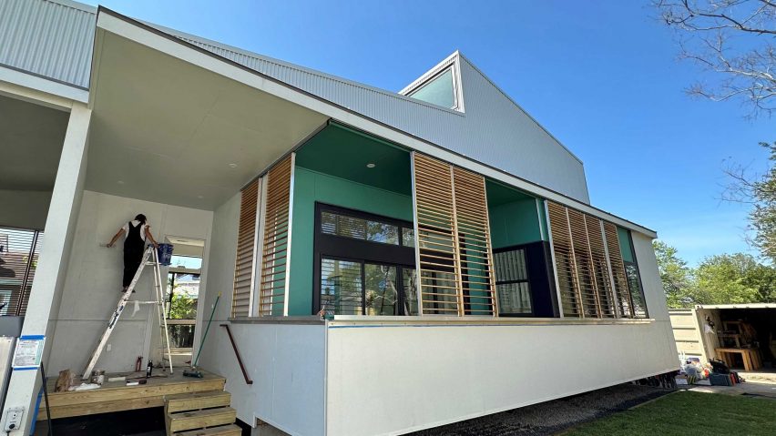 exterior of Tulane School of Architecture's URBANbuild 18 home