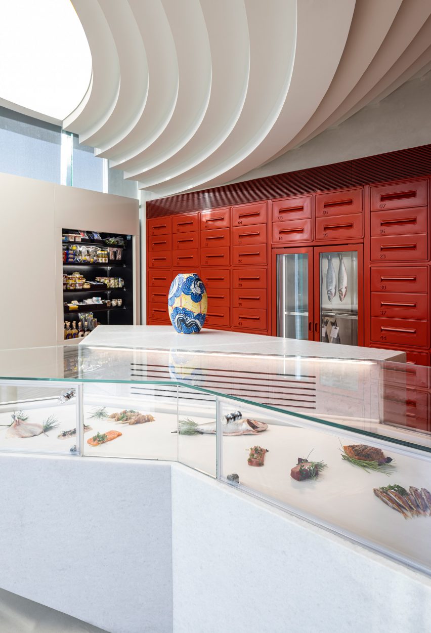 Yama fishmonger by Baranowitz and Goldberg Architects