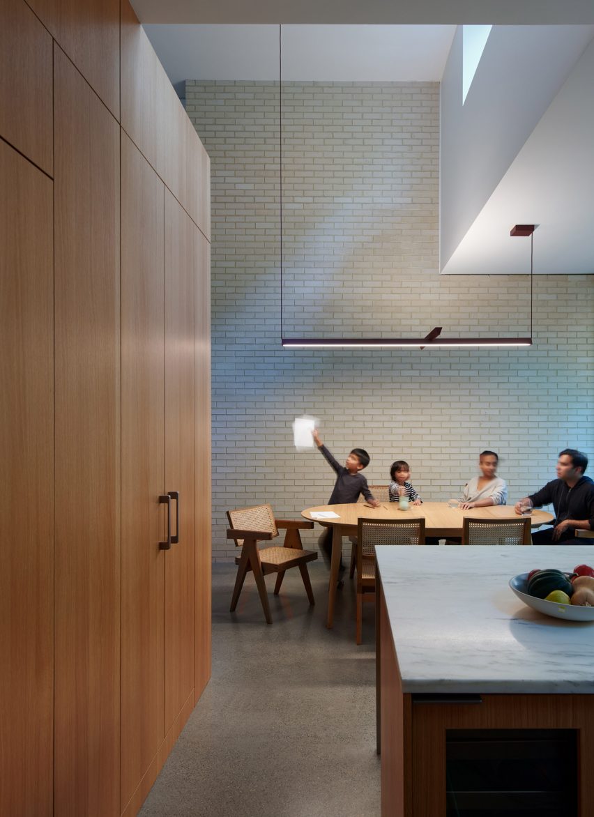Light and Air Z House