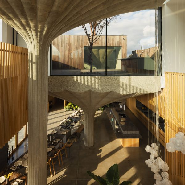 75.9 House by Omer Arbel