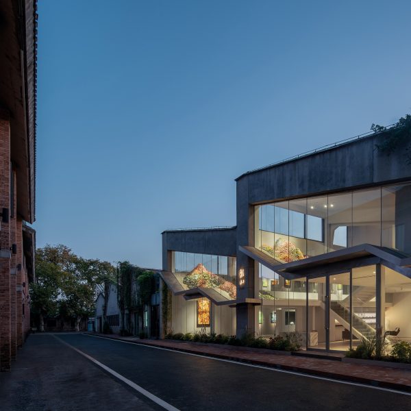 Yan Shan Art Museum by EVOLVE