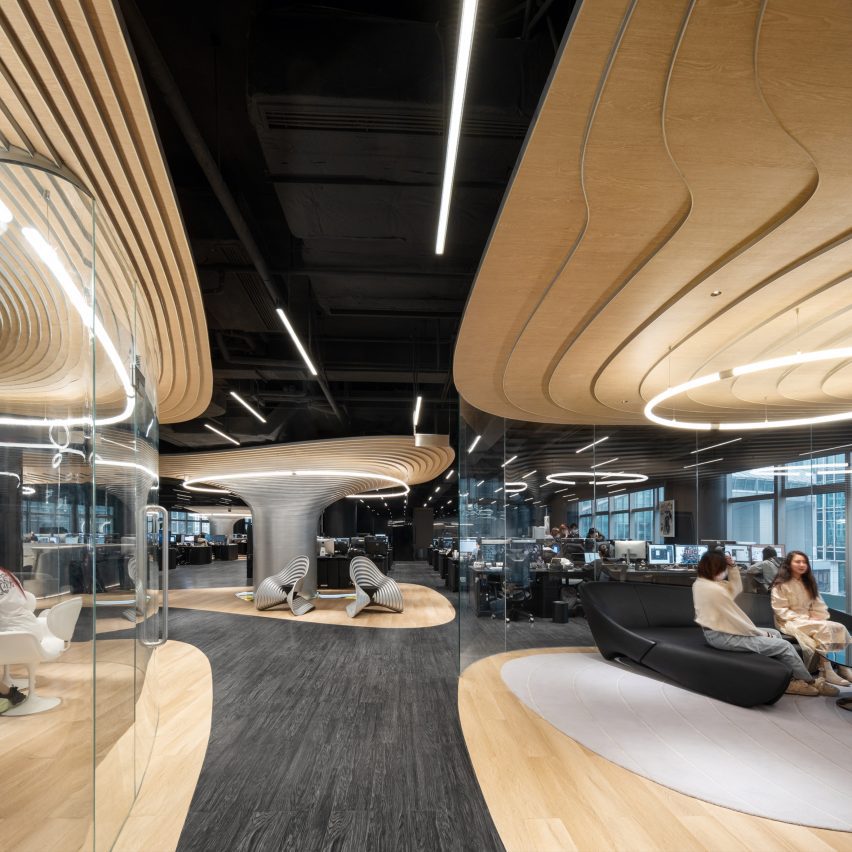Phantom Rings: S-Game Office by LYCS Architecture
