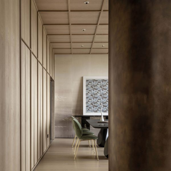Illumined Freedom: An Artistic Home by More Design Office