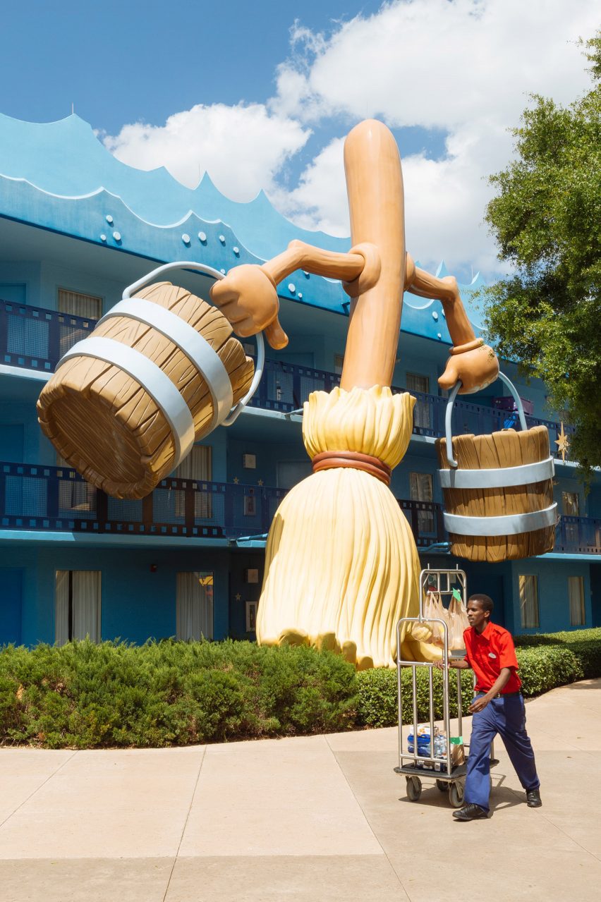 Photos of Disney's Pop Century Resort in Florida by Arnau Rovira Vidal