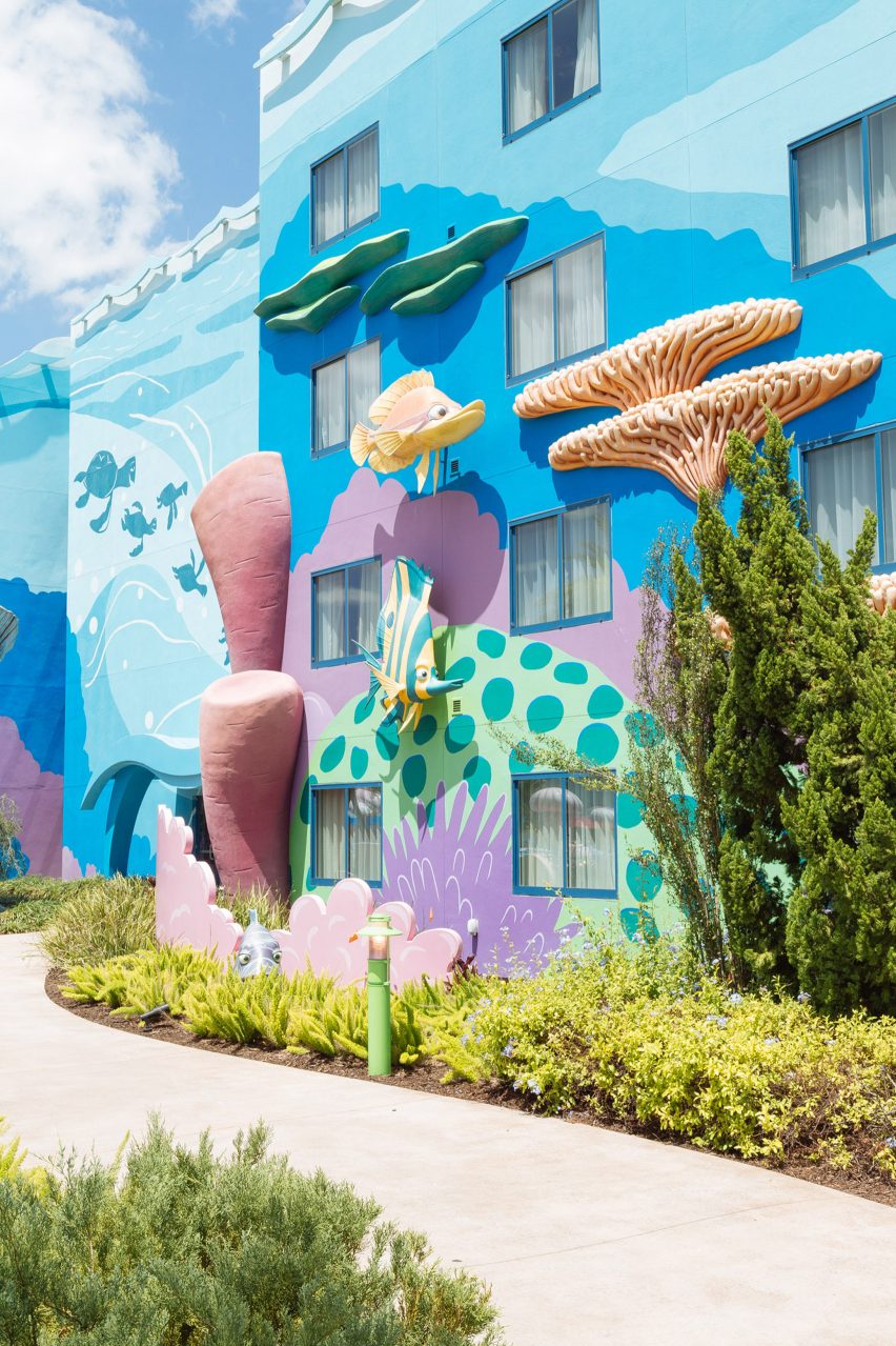 Photos of Disney's Pop Century Resort in Florida by Arnau Rovira Vidal