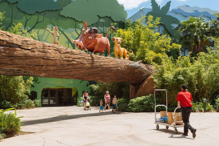 Photos of Disney's Pop Century Resort in Florida by Arnau Rovira Vidal