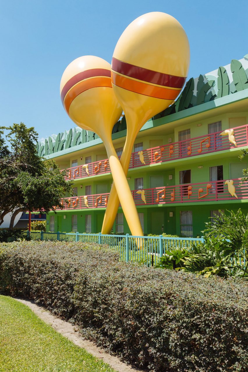 Photos of Disney's Pop Century Resort in Florida by Arnau Rovira Vidal