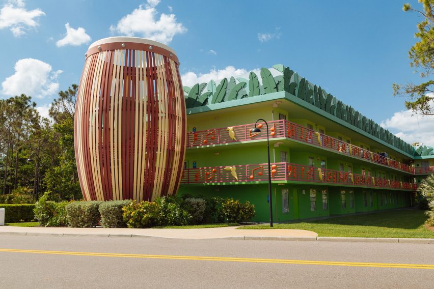 Photos of Disney's Pop Century Resort in Florida by Arnau Rovira Vidal