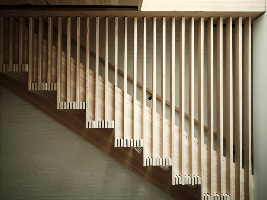 A wooden rail