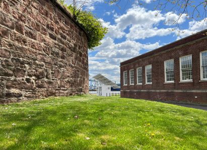 FActory between two buildings