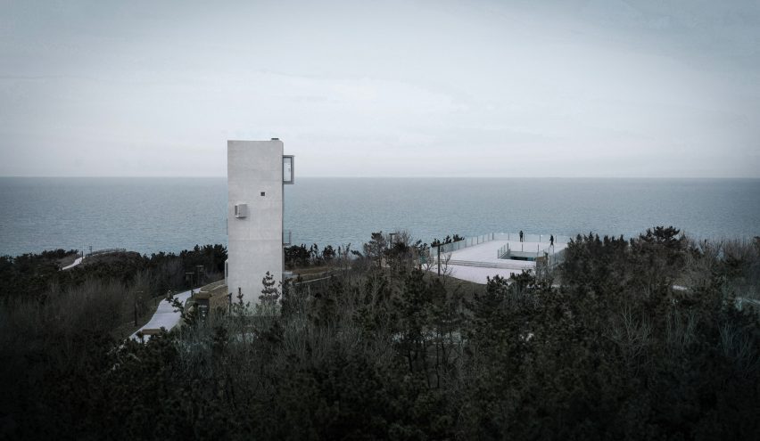 Cliff Cafe and Tower House by Trace Architecture Office