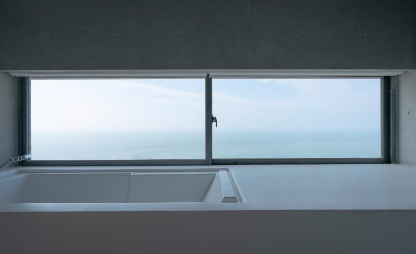 Cliff Cafe and Tower House by Trace Architecture Office
