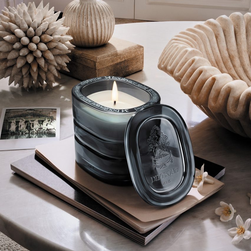 blue Diptyque candle