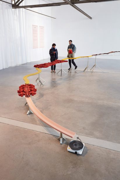 Flow fountain installation by Dutch Invertuals at Dutch Design Week