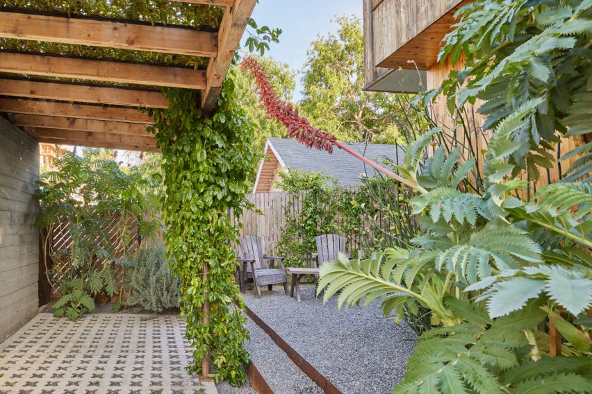 Step stones to house