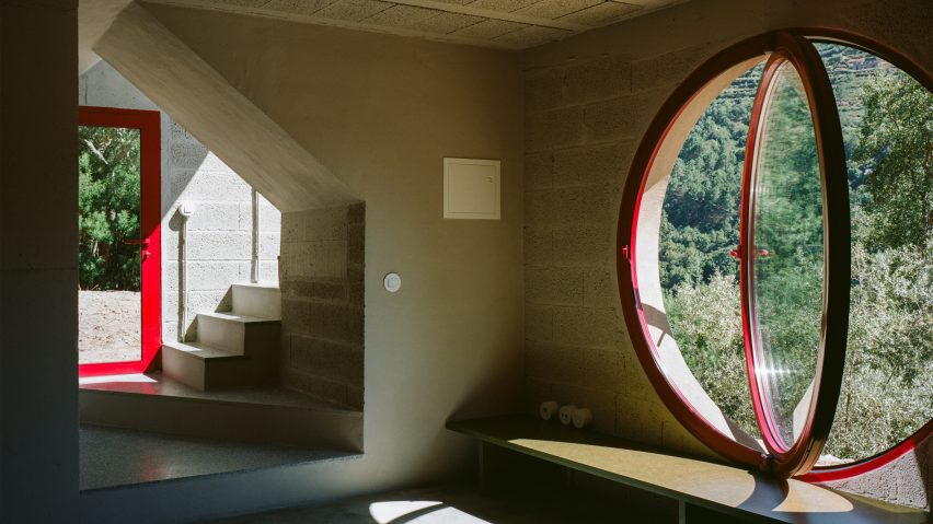 Home informed by Brutalism in Porto by Atelier Local