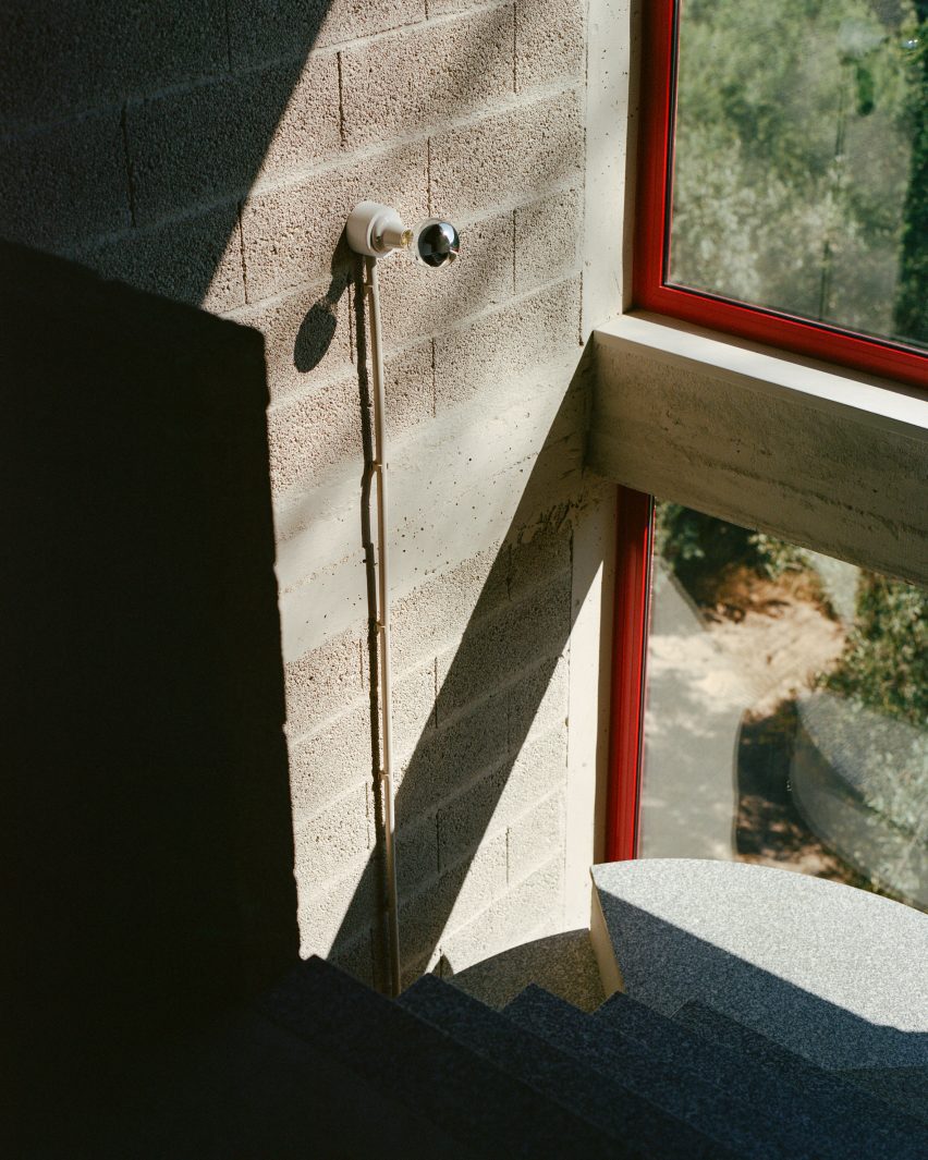 House in Ancede by Atelier Local