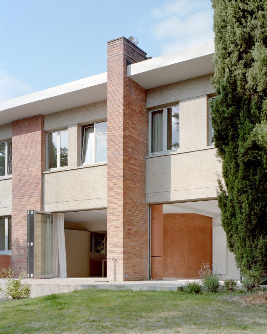 Home renovation in France by Atelier Delalande Tabourin