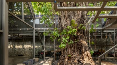 art gallery in mumbai by malik architecture