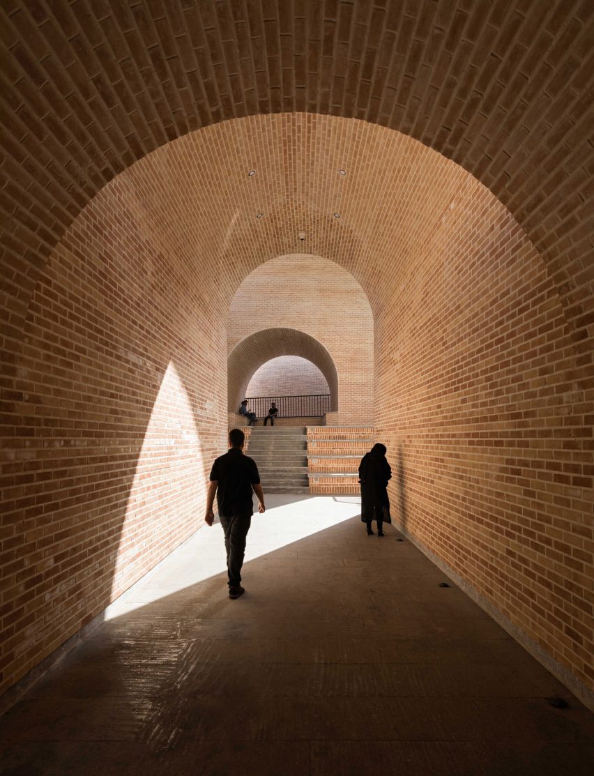 Vault arches in the Jahad Metro Plaza in Tehran