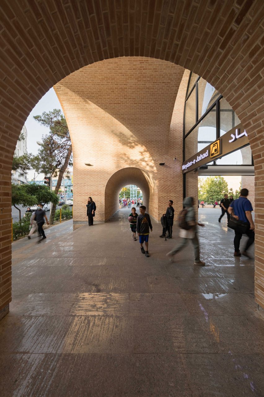 Vault arches at the entrance to the Jahad Metro Plaza in Tehran