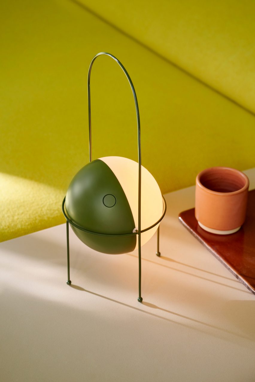 Madco table lamp by Elisa Ossino for Ambientec