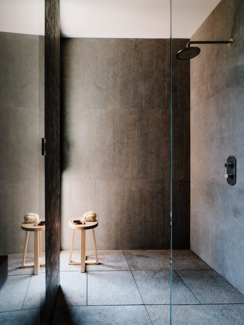 A dark clad shower