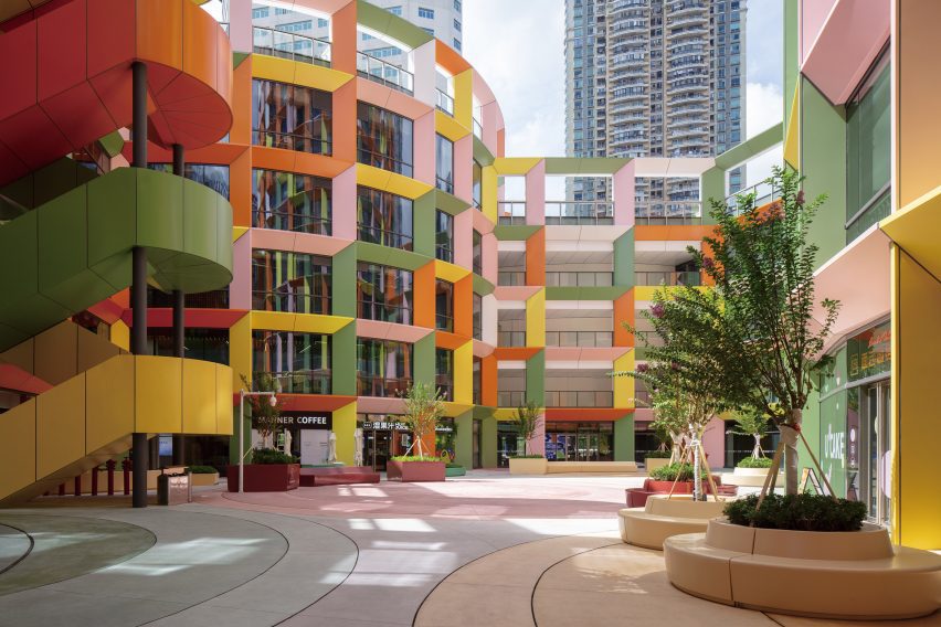 Courtyard playground at Shenzhen Women and Children's Centre by MVRDV