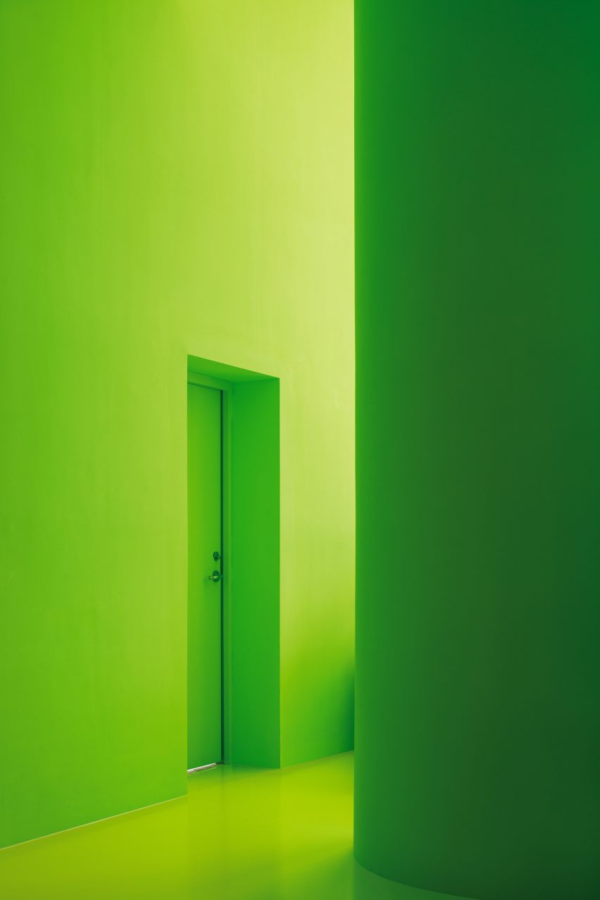Monochrome green interior