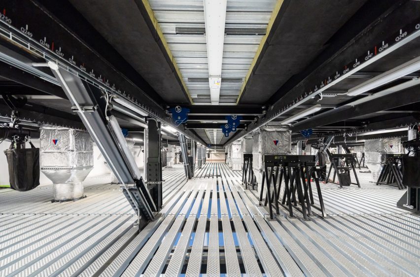 Industrial interior with steel structure