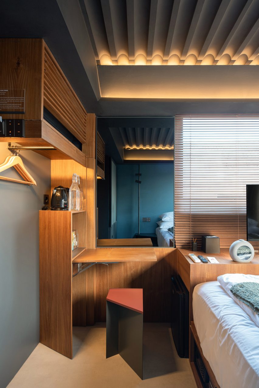 Interior of PituRooms in Indonesia by Sahabat Selojene