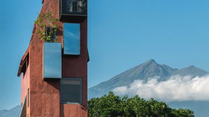 Exterior of PituRooms in Indonesia by Sahabat Selojene