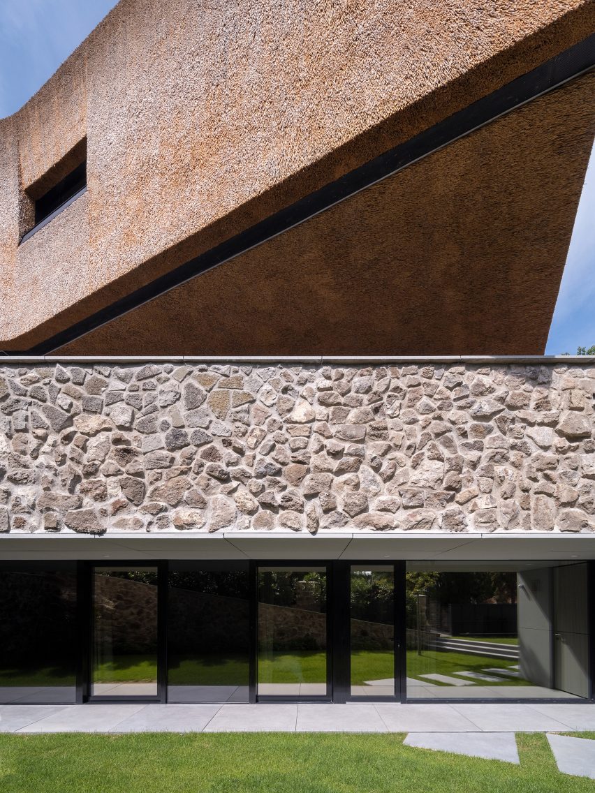 Summer House by RAPA Architects