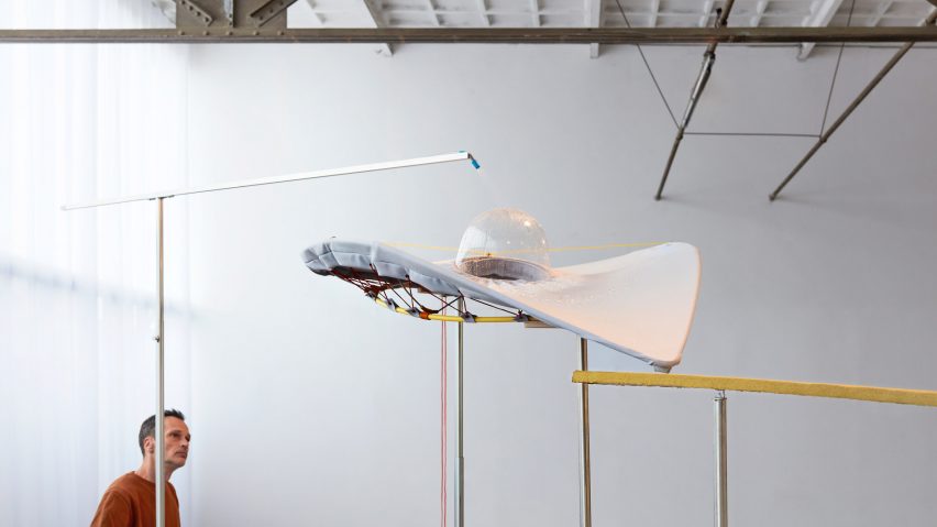 Flow fountain installation by Dutch Invertuals at Dutch Design Week