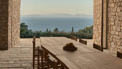 K-studio stepped vineyard table area