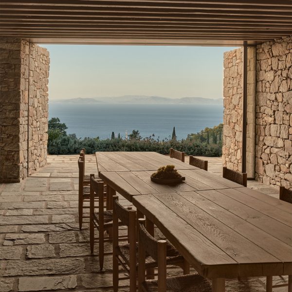 K-studio stepped vineyard table area