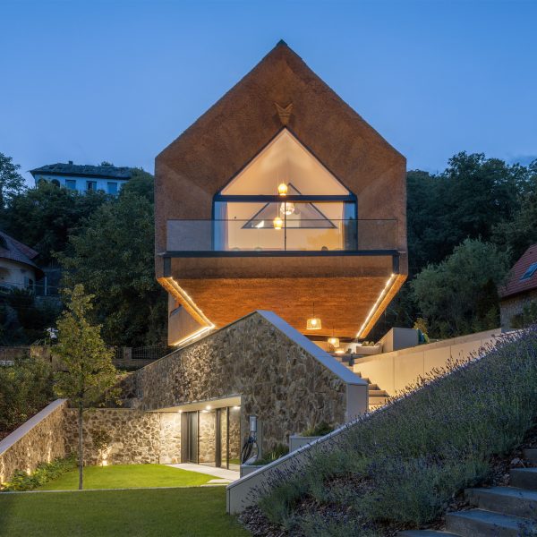 Summer House by RAPA Architects