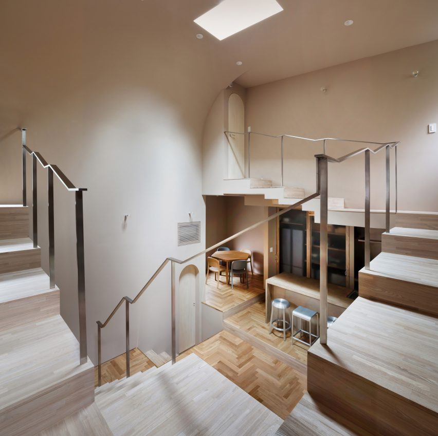 A Cat Tree House by Tan Yamanouchi