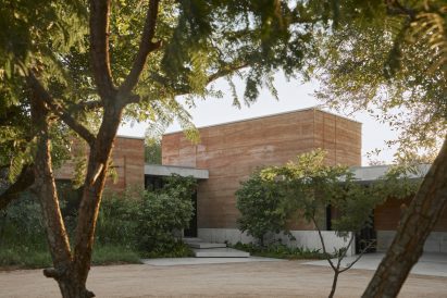 Tembo Tembo lodge by Studio Asai features rammed-earth walls