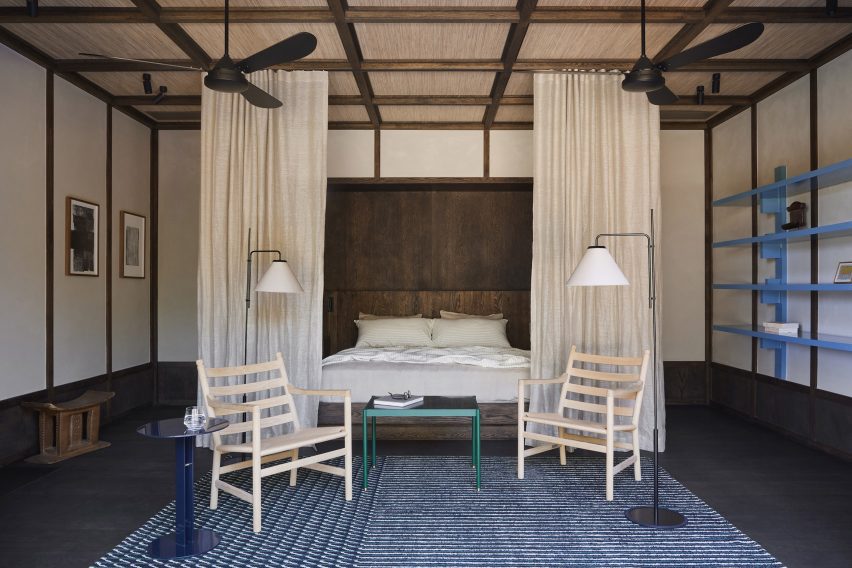 Bedroom interior of Tembo Tembo lodge by Studio Asai