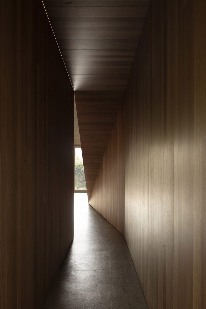 Union Street House by Prior Barraclough features wood-lined extension