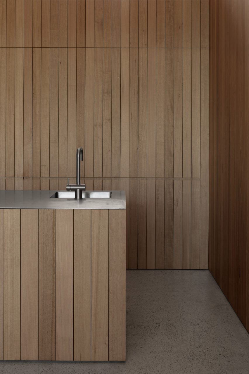 Union Street House by Prior Barraclough features wood-lined extension