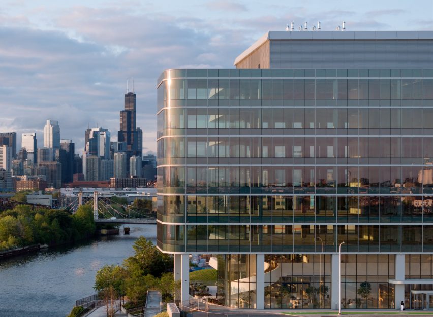 W Concord Chicago