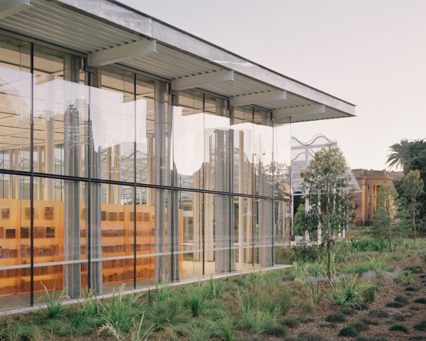 Exterior view of immersive installation by Akin Atelier in Sydney Modern