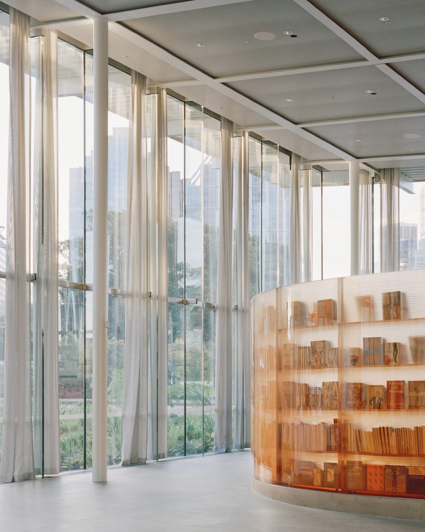 Immersive installation by Akin Atelier in Sydney Modern