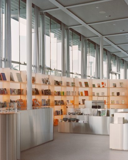 Gallery shop interior designed by Akin Atelier in Sydney Modern